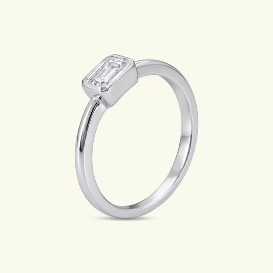 Kiro Halo Diamond Ring
