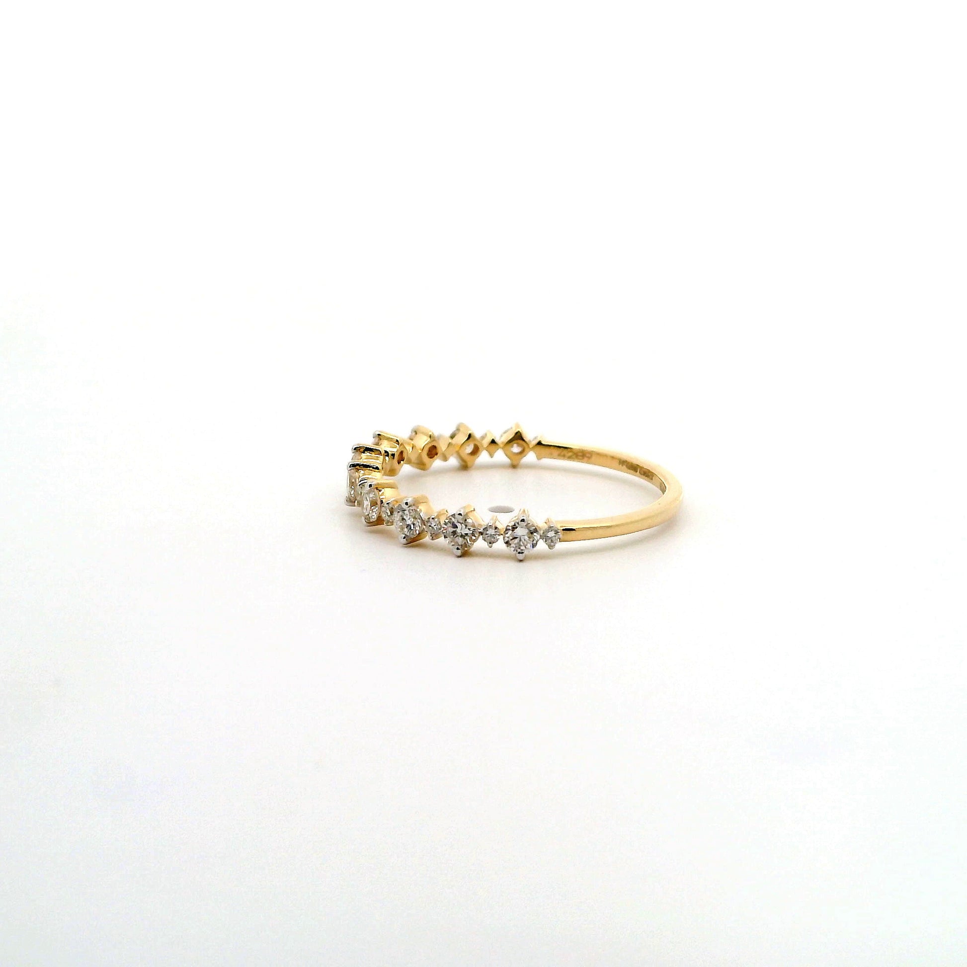 Elen Band Diamond Ring