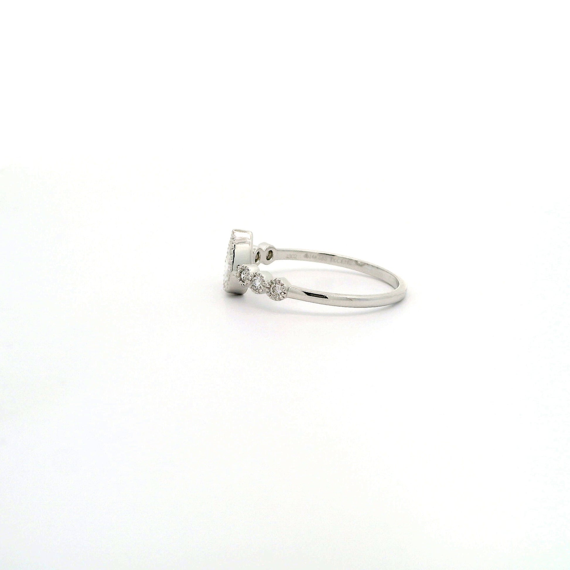 Serel Diamond Ring