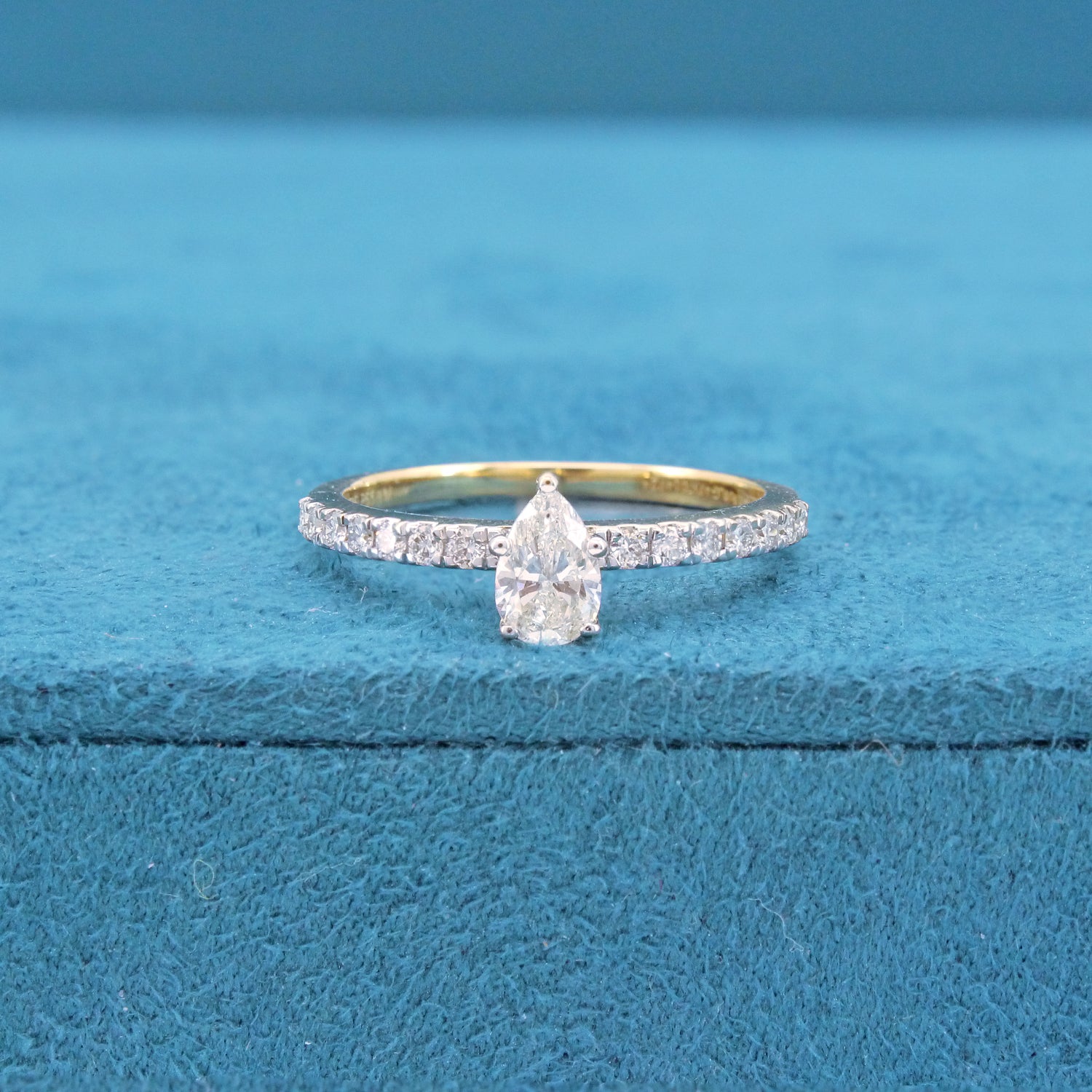 Cira Diamond Ring