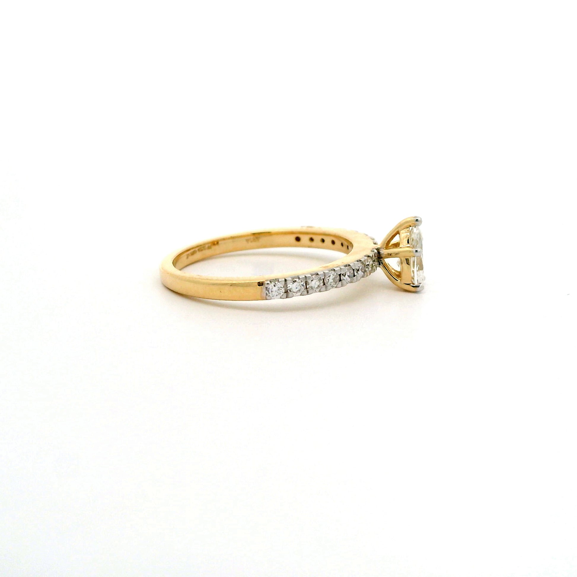 Cira Diamond Ring