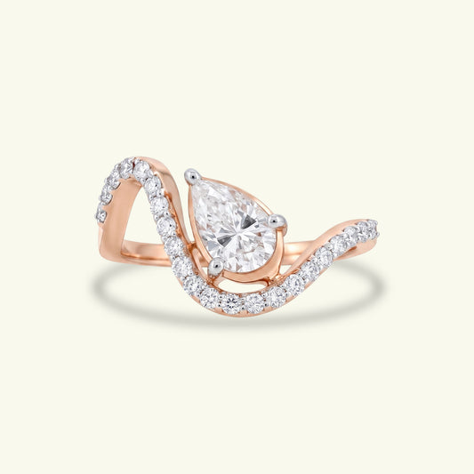 Lune Diamond Ring