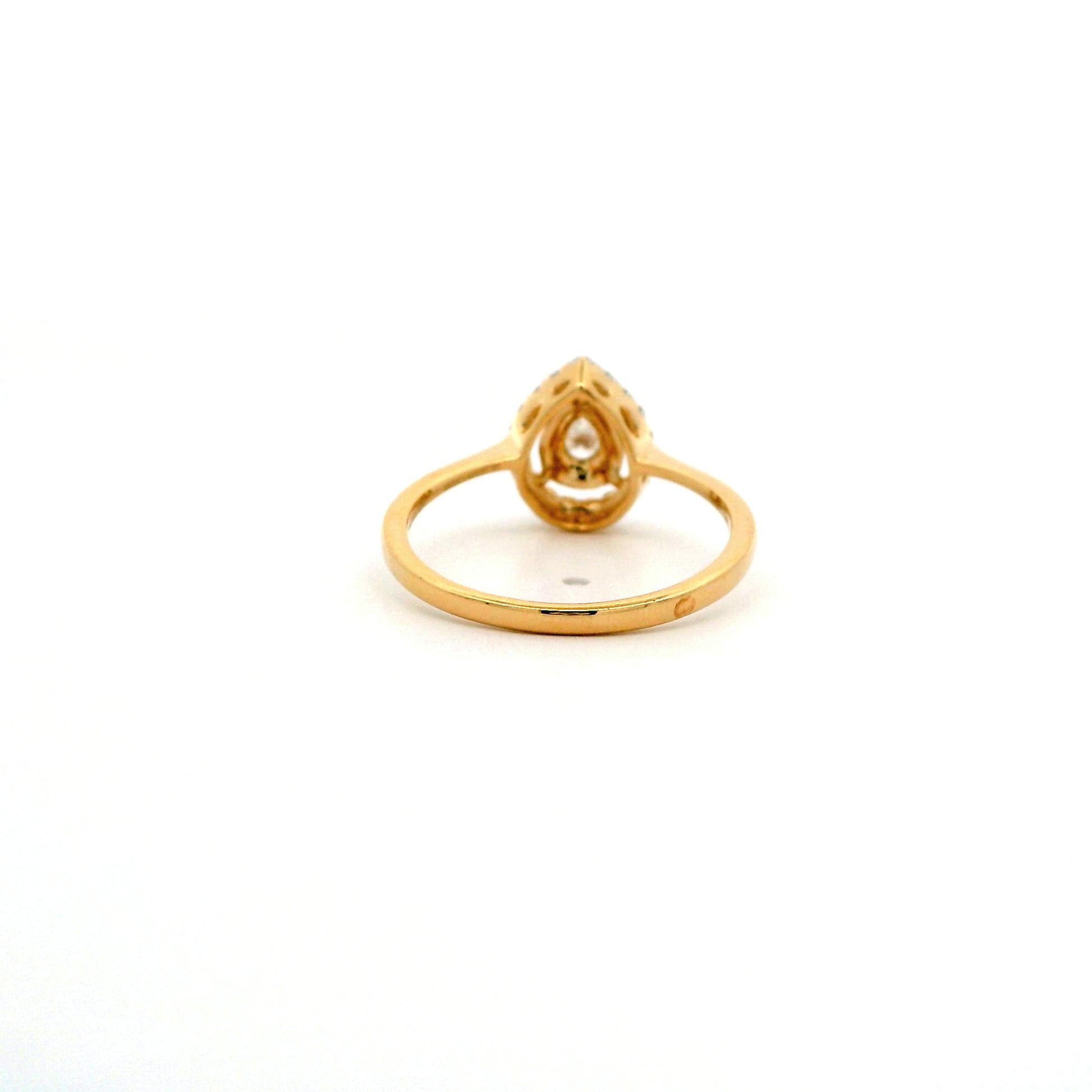 Sira Halo Diamond Ring