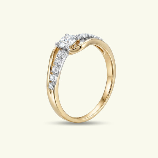 Isla Serene Diamond Ring