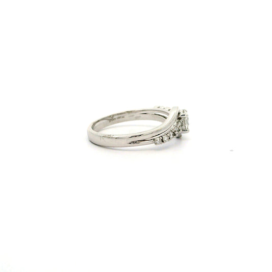 Isla Serene Diamond Ring