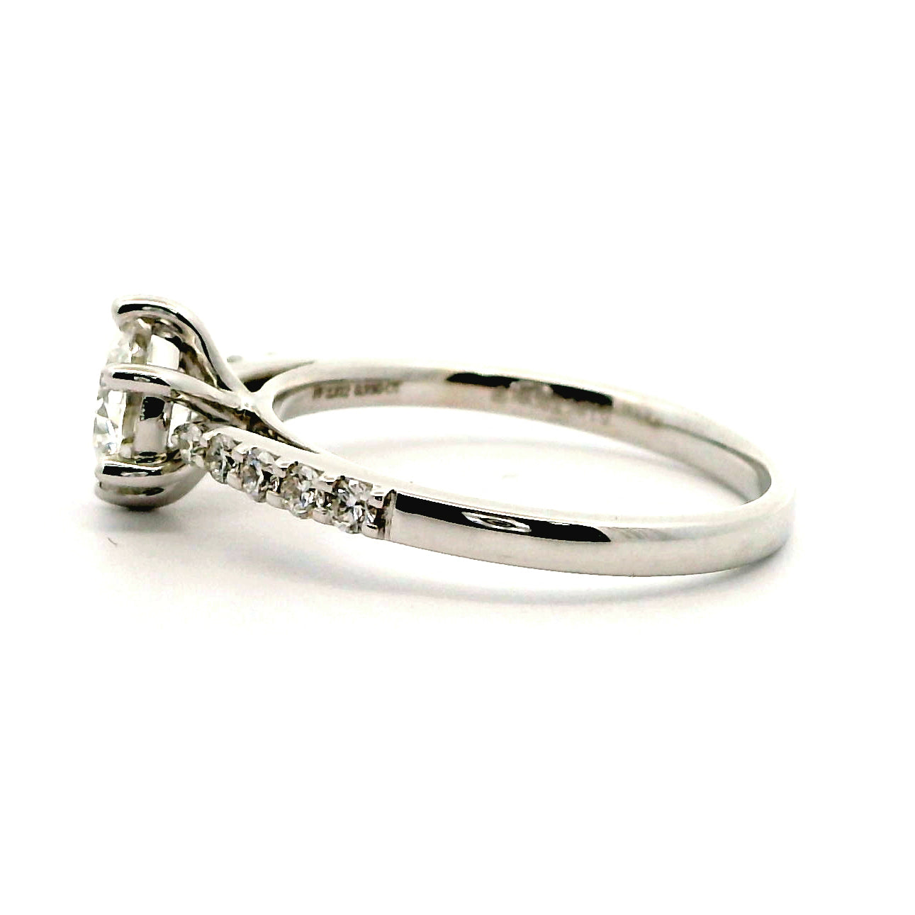 Elya Diamond Ring