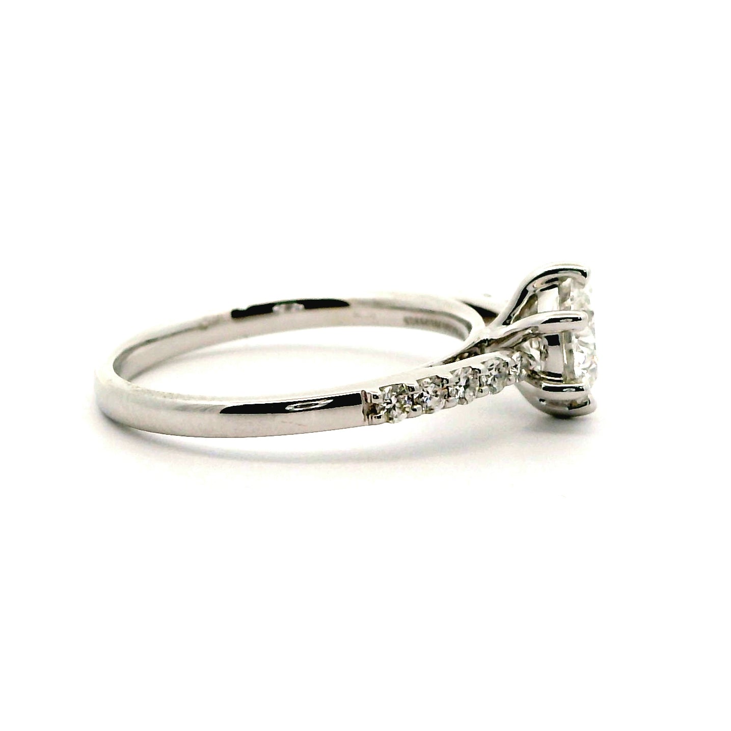Elya Diamond Ring