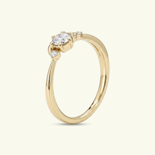 Evelyn Aura Diamond Ring