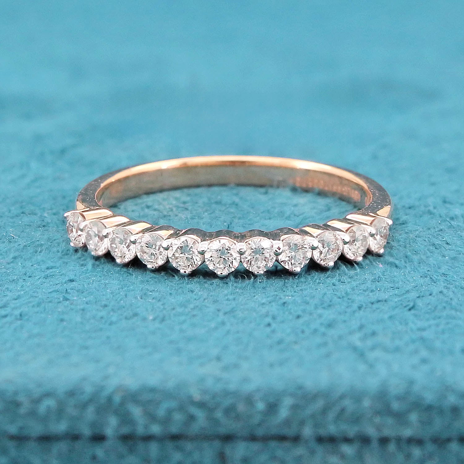 Mila Essence Diamond Ring