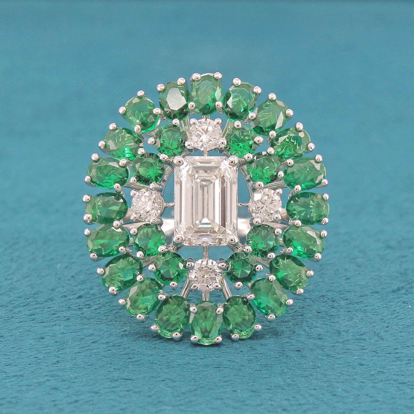 Samaya Traditional Diamond Ring