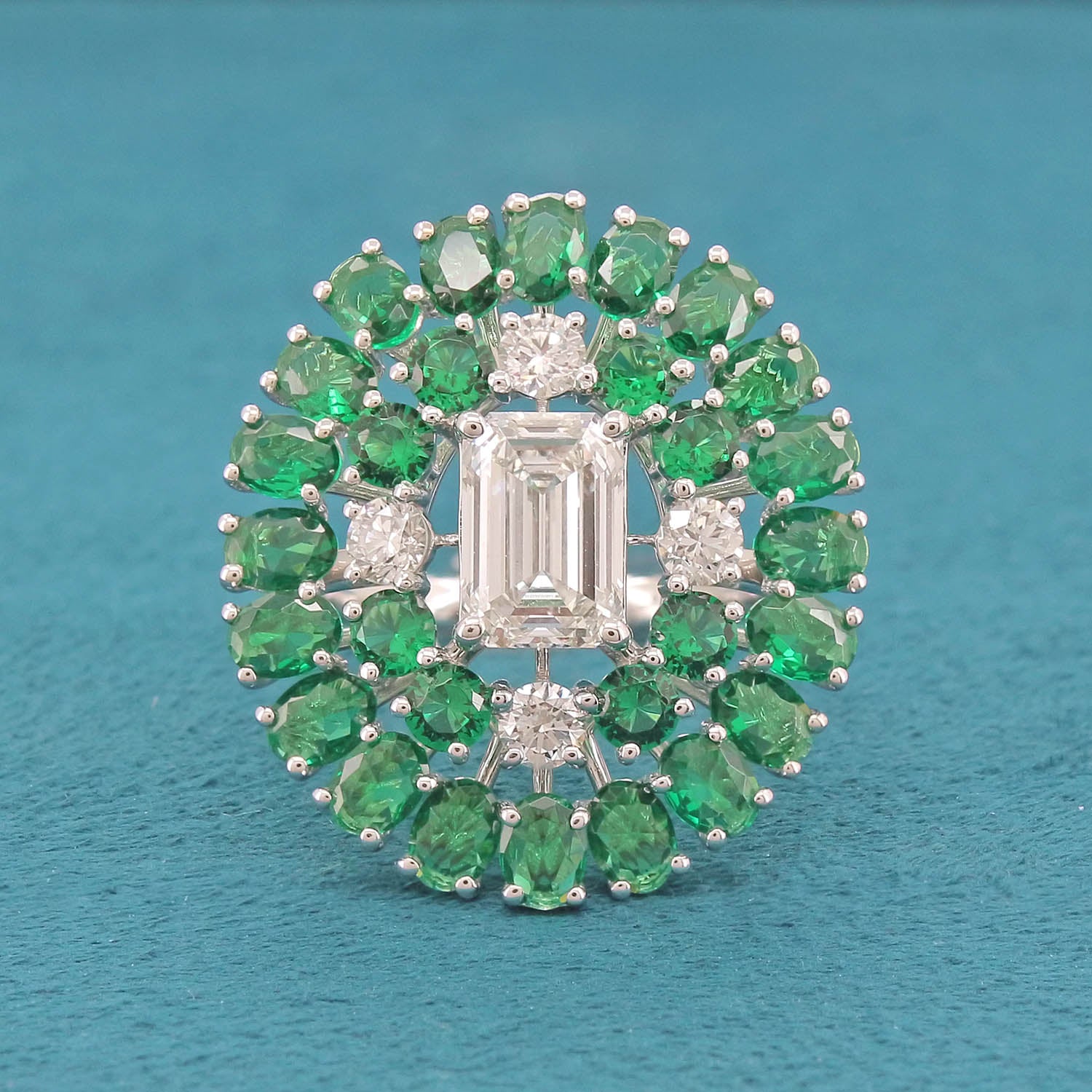 Samaya Traditional Diamond Ring