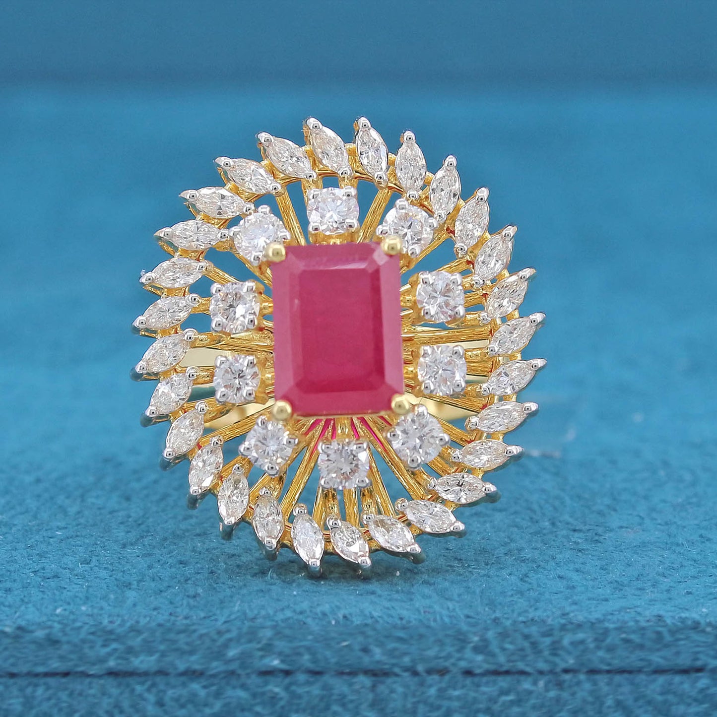 Ilyana Traditional Diamond Ring