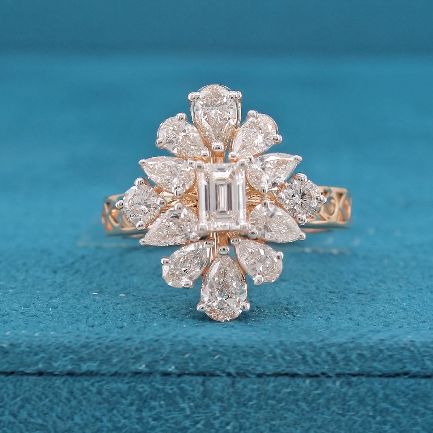 Ysera Diamond Ring