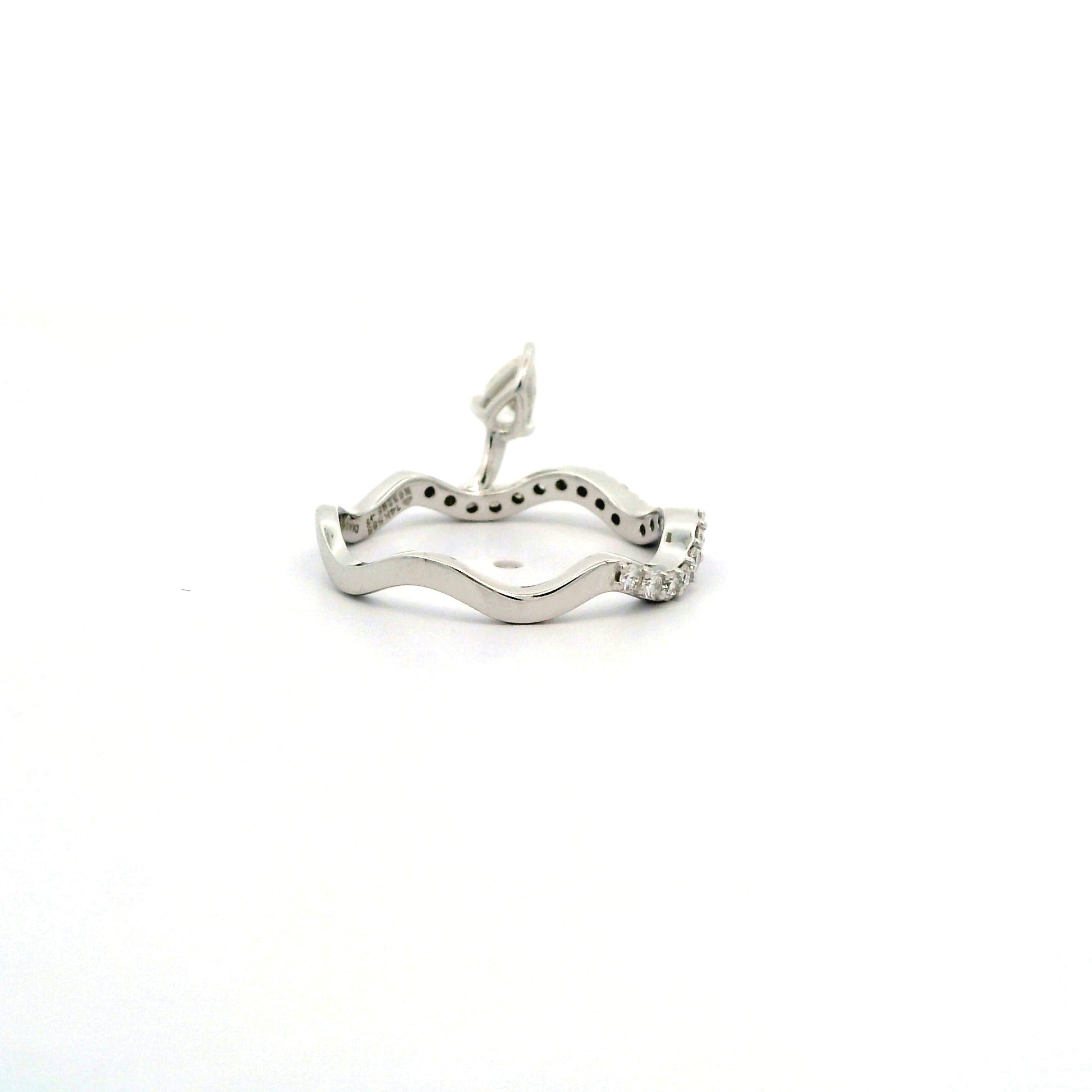 Nara Diamond Ring