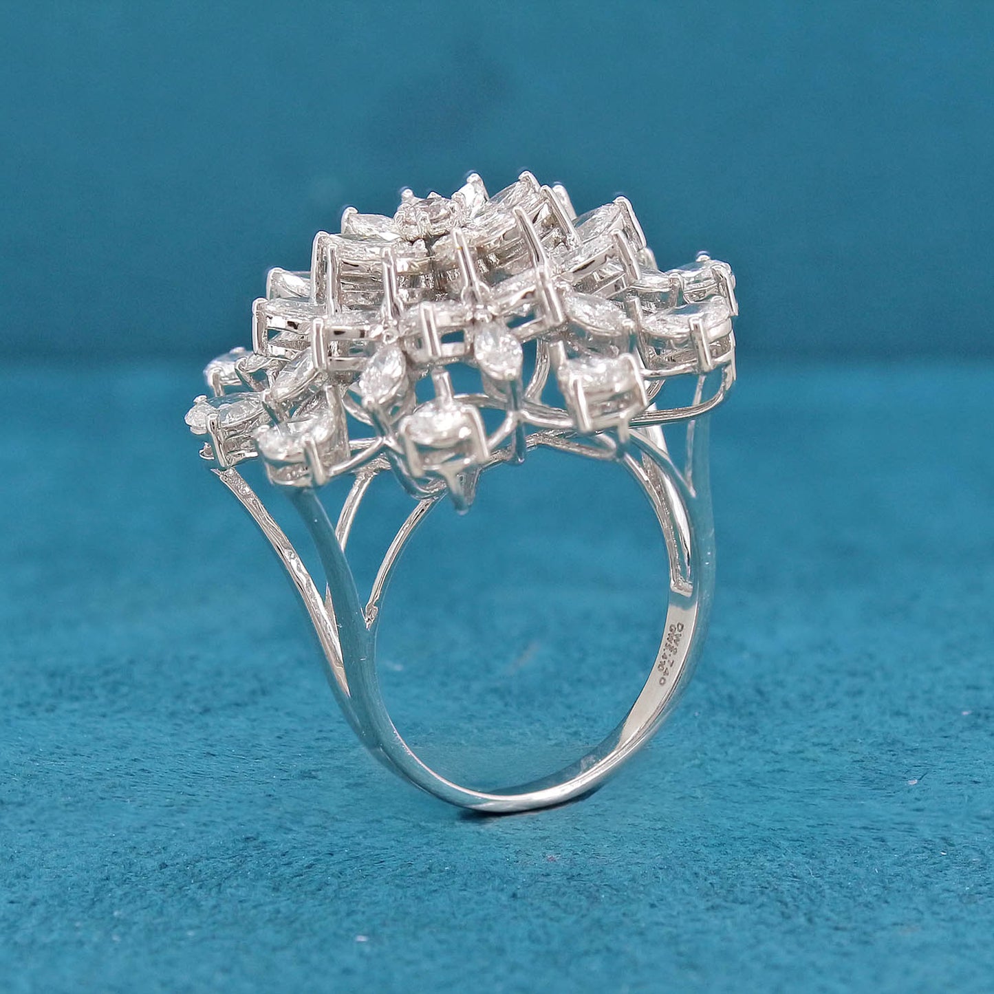 Norin Diamond Ring