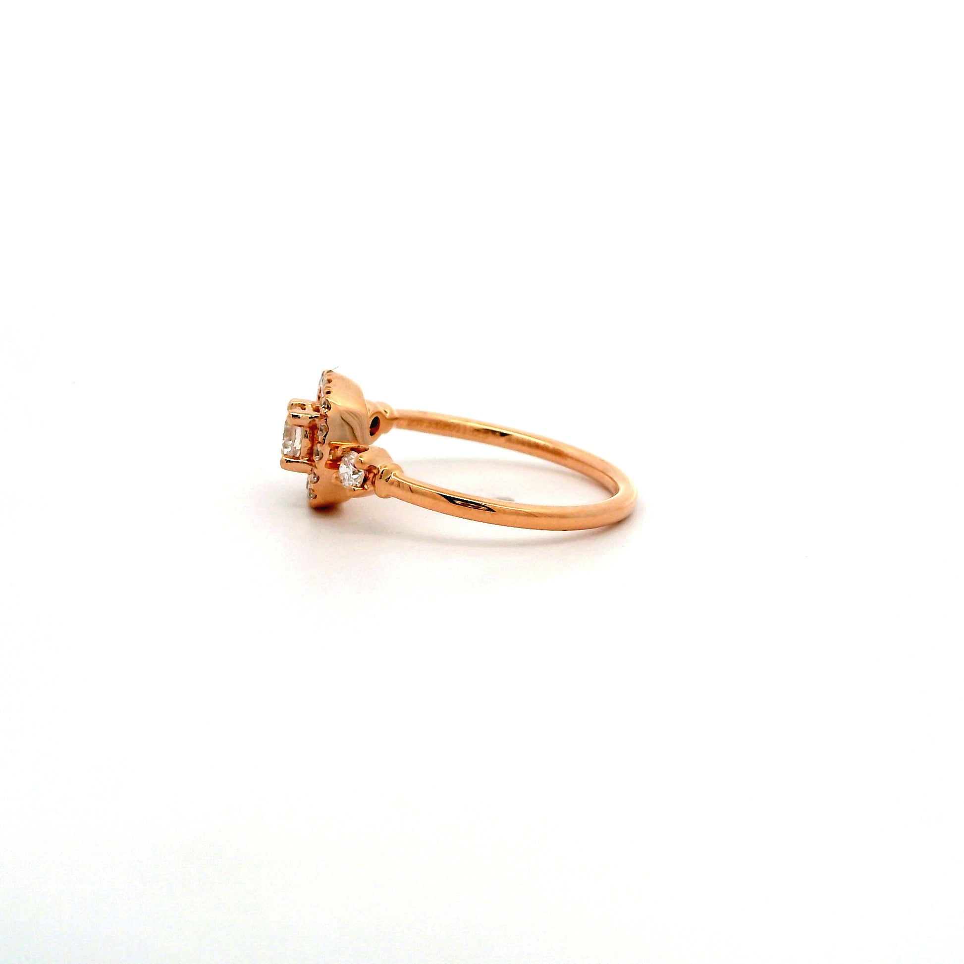 Noel Halo Diamond Ring