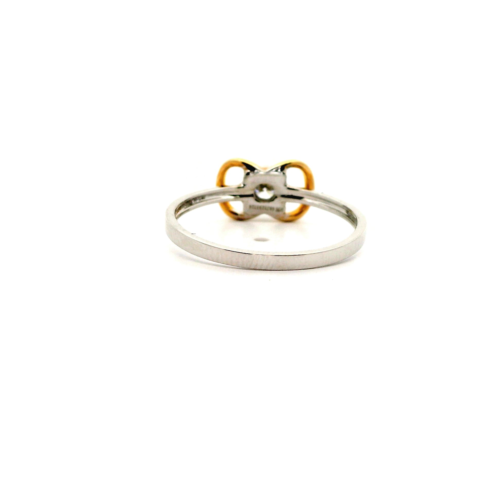 Velin Solitaire Diamond Ring