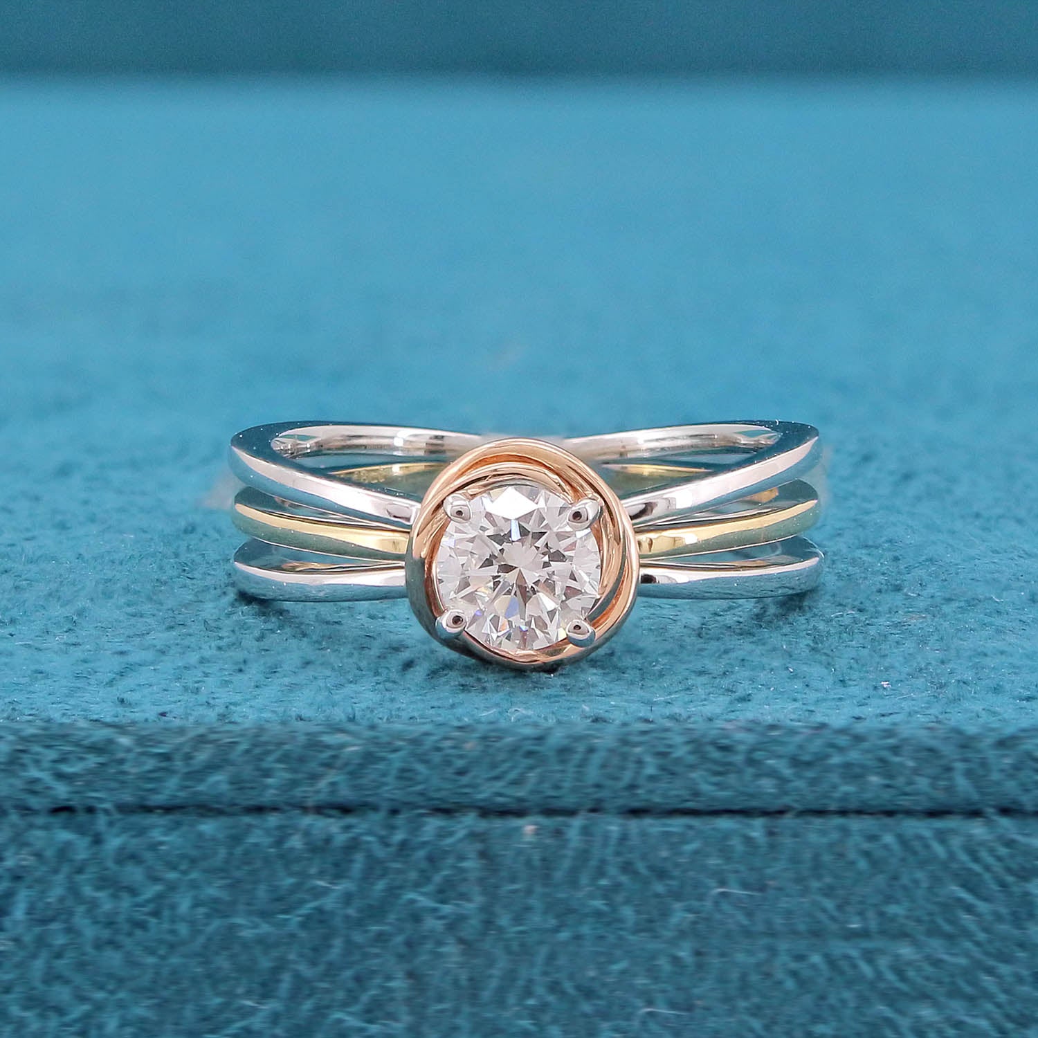 Elva Solitaire Diamond Ring