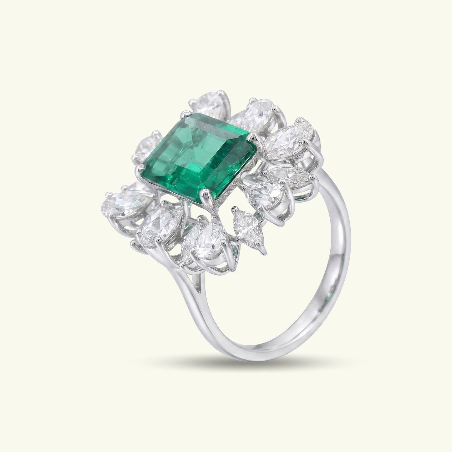 Faelis Diamond Ring