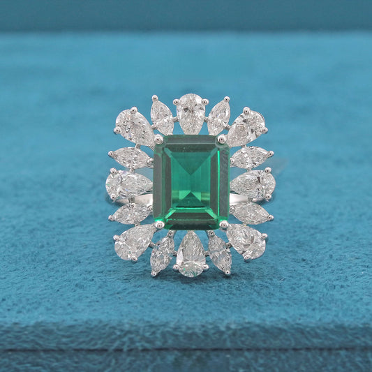 Faelis Diamond Ring