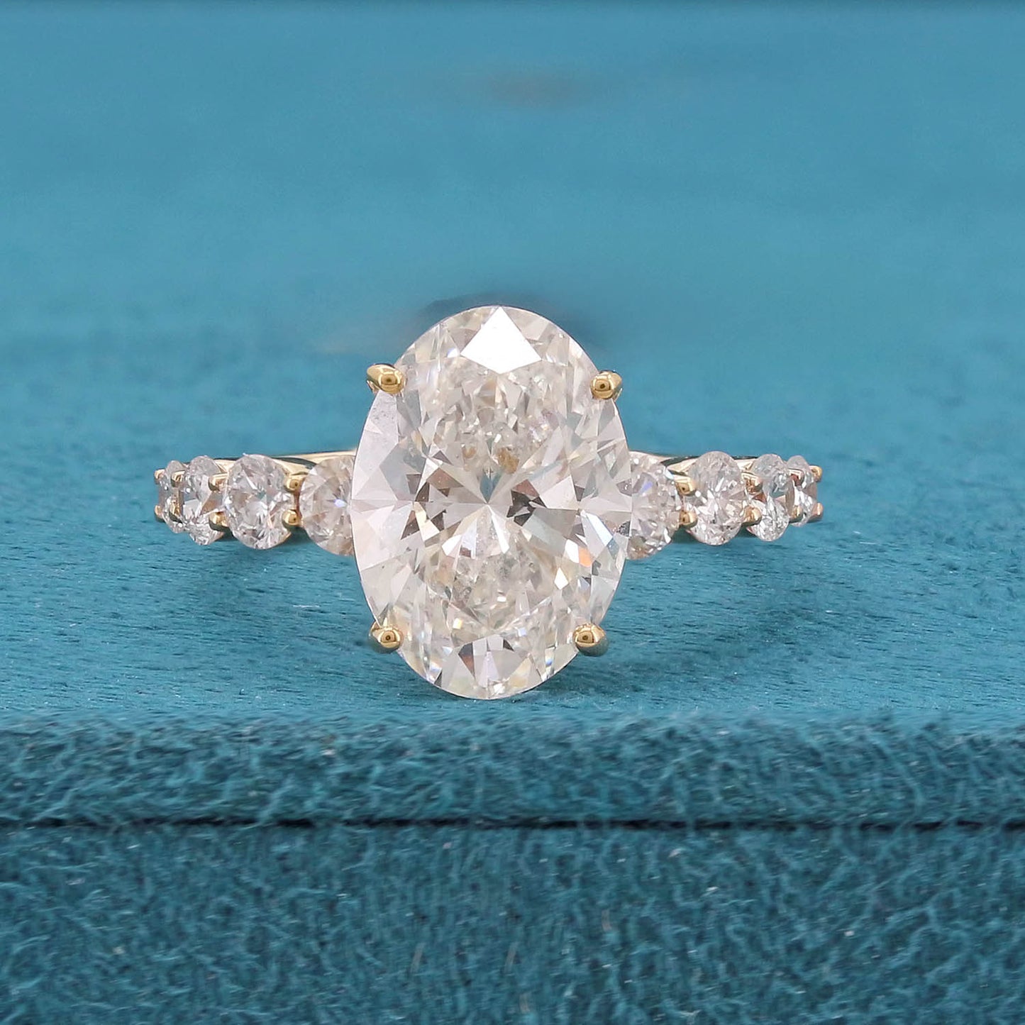 Ilure Diamond Ring