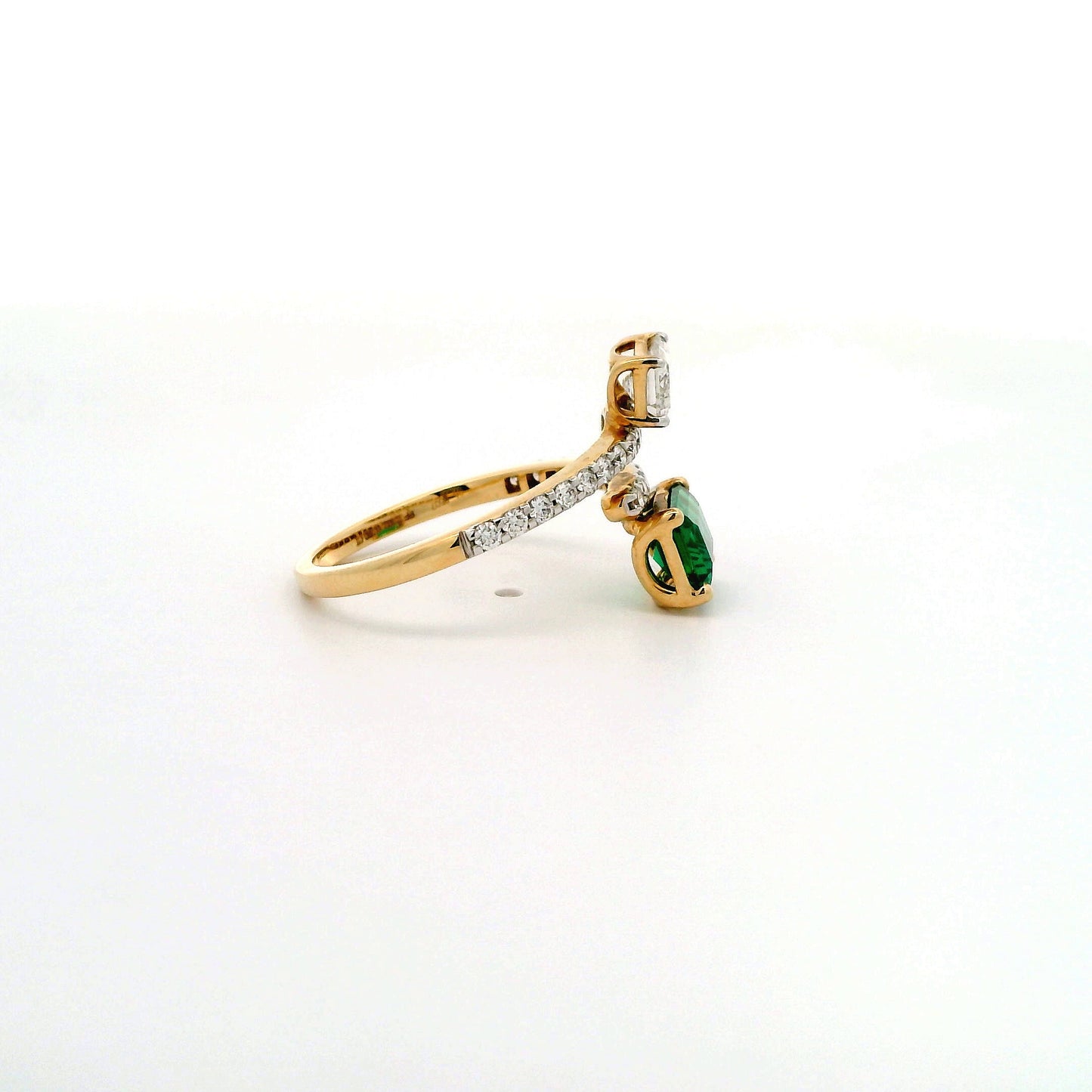 Saela Diamond Ring
