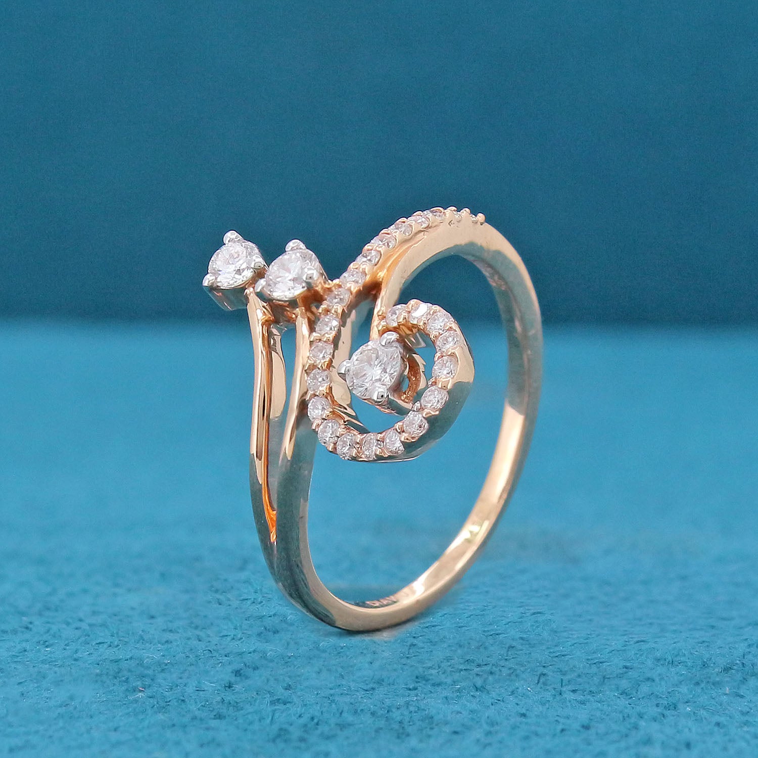 Esmé Diamond Ring