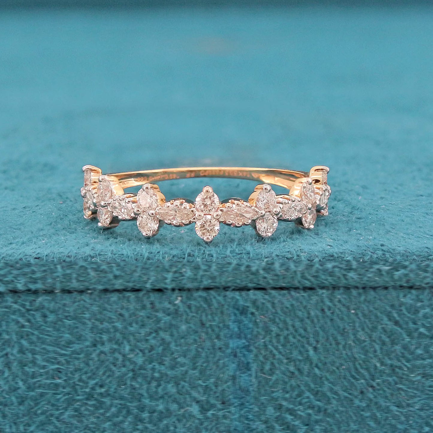 Avi Diamond Ring