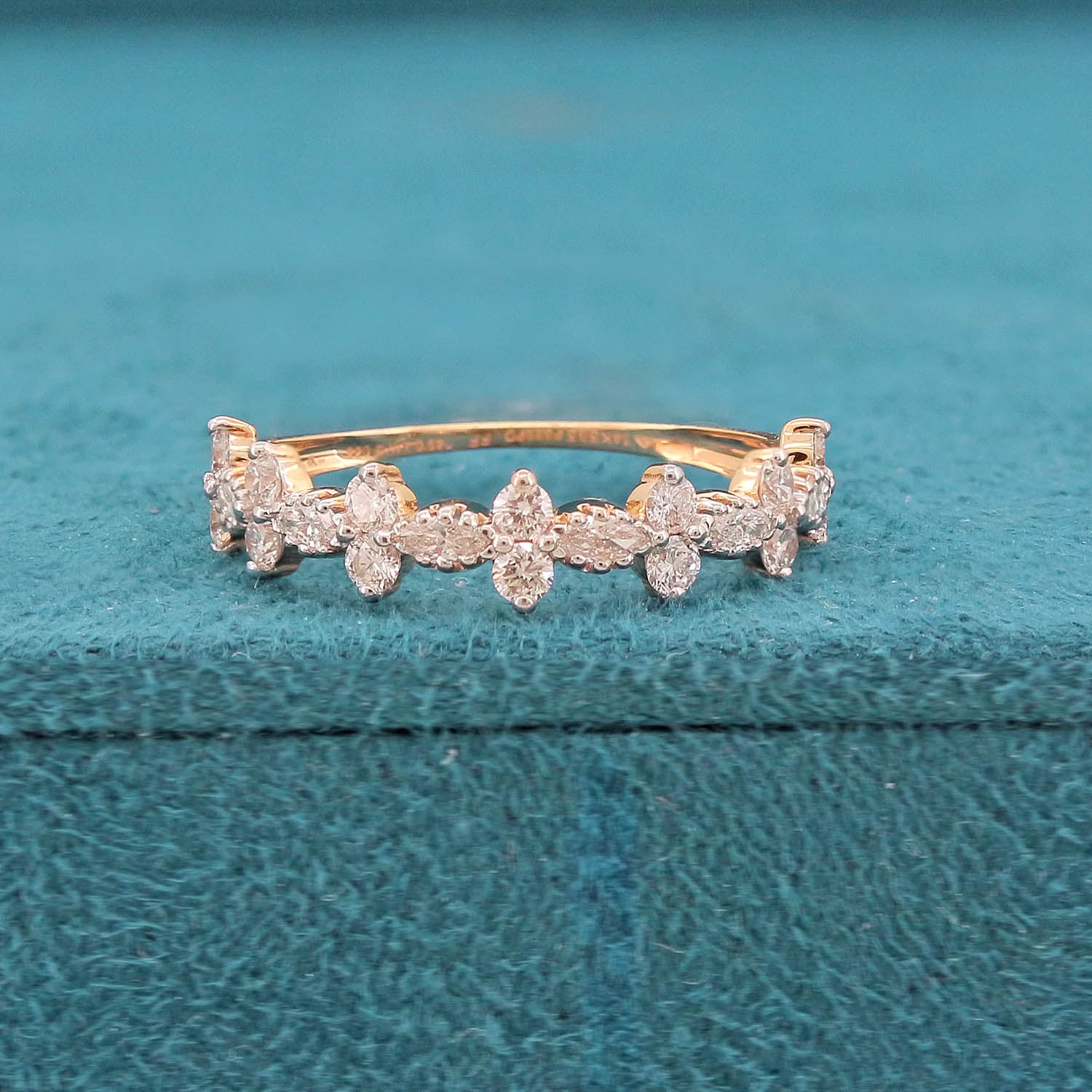Avi Diamond Ring