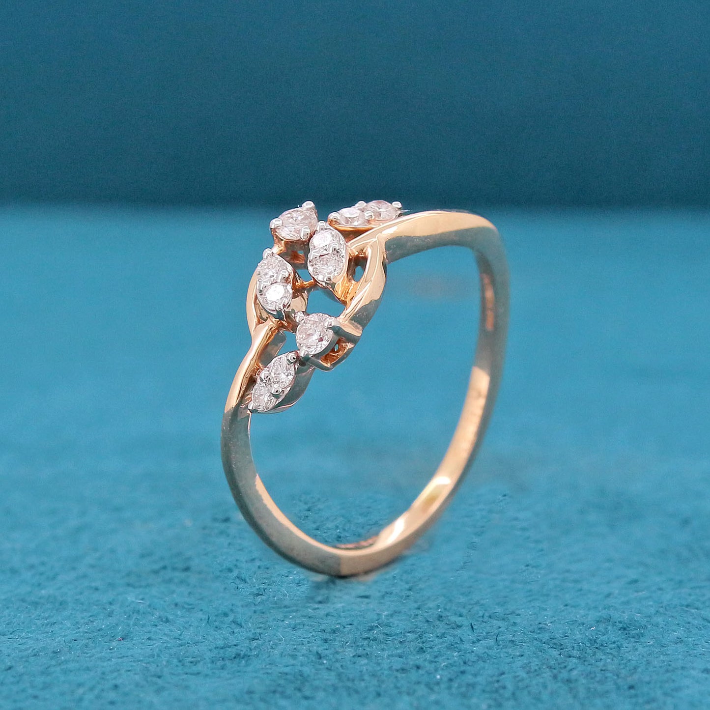 Noa Diamond Ring