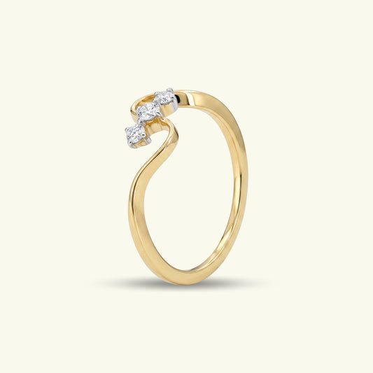 Cireya Three Stone Diamond Ring