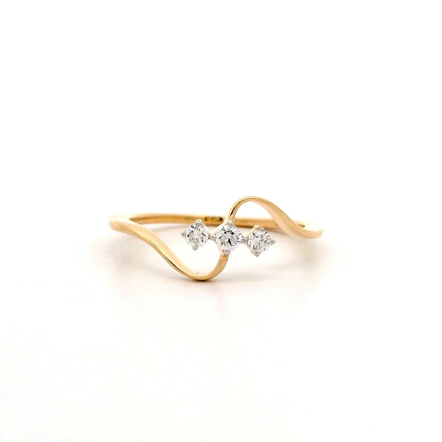 Cireya Three Stone Diamond Ring