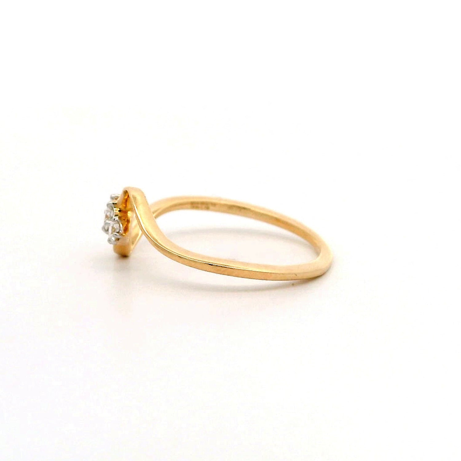 Cireya Three Stone Diamond Ring