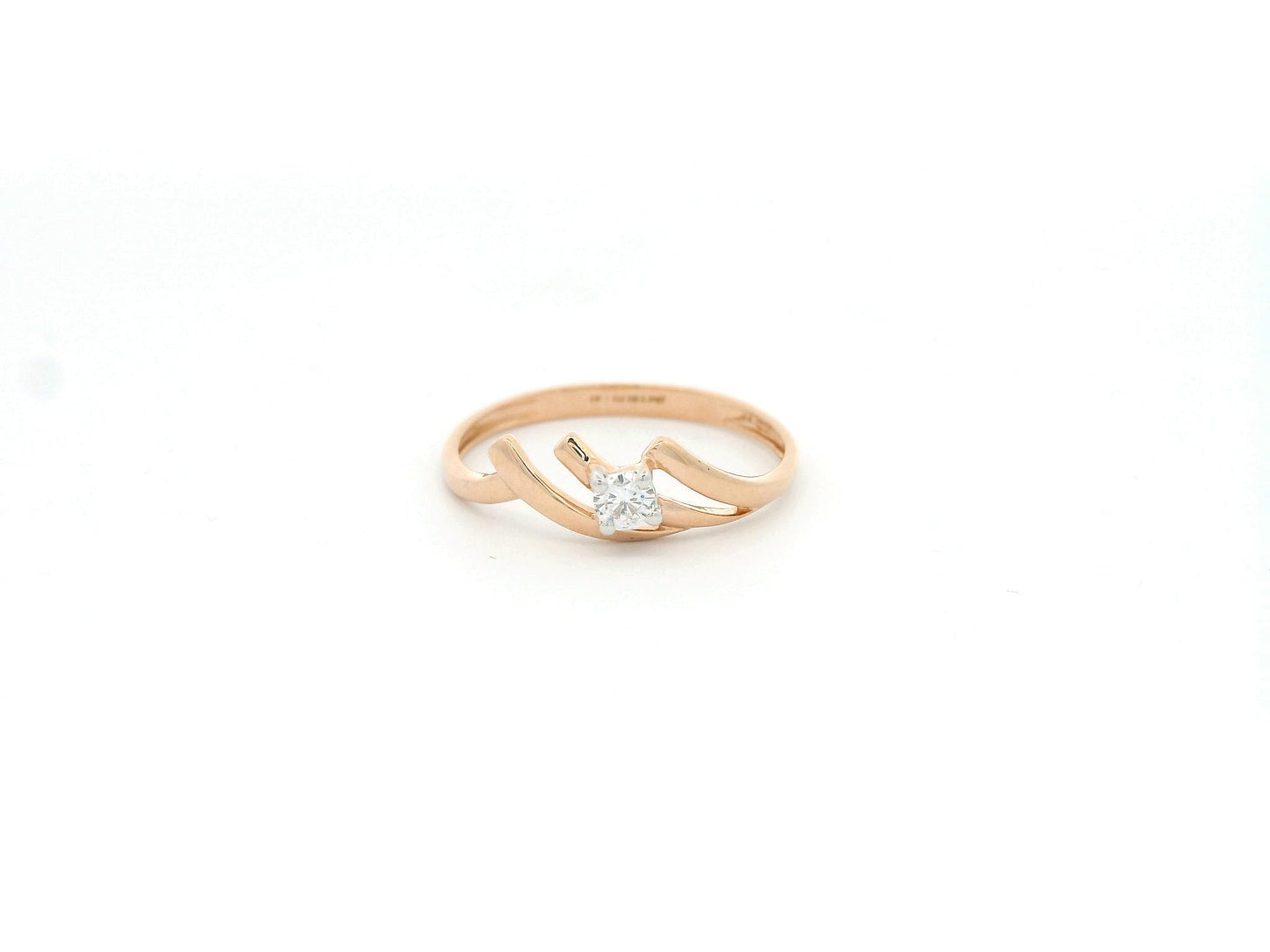 Lurea Solitaire Diamond Ring