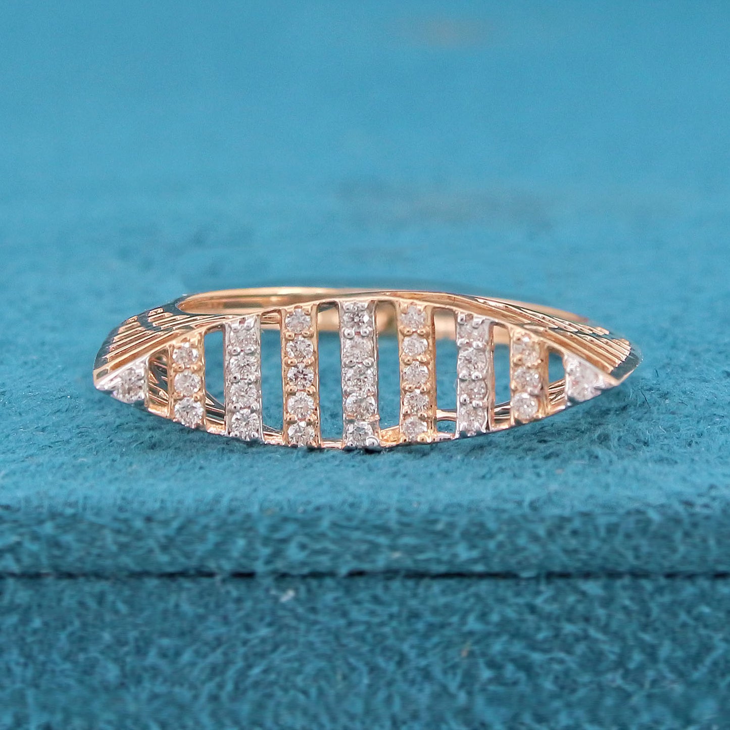 Elira Diamond Ring