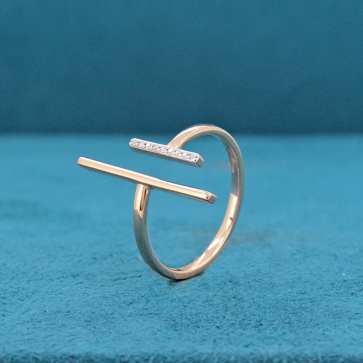 Ivara Diamond Ring