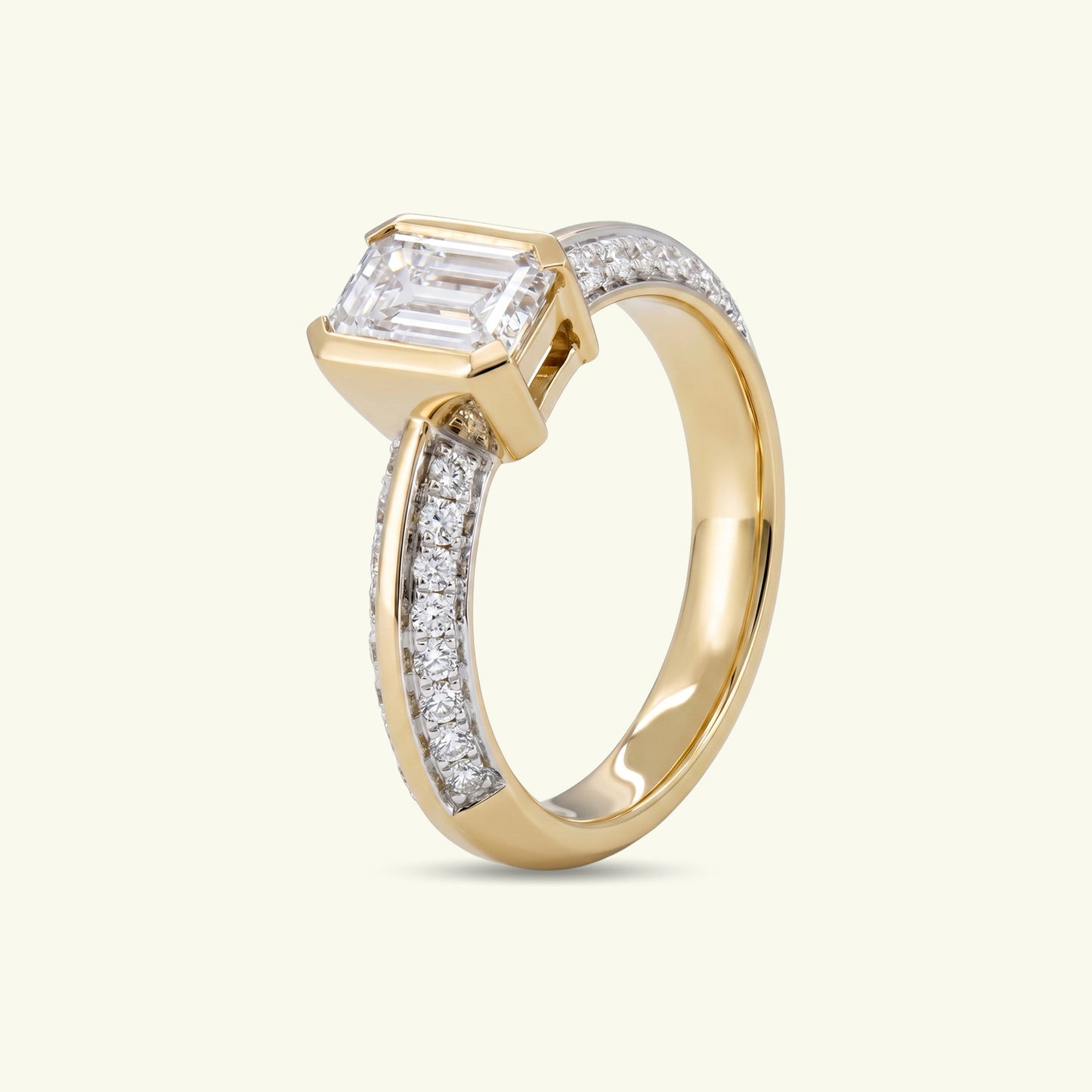 Solvara Diamond Ring