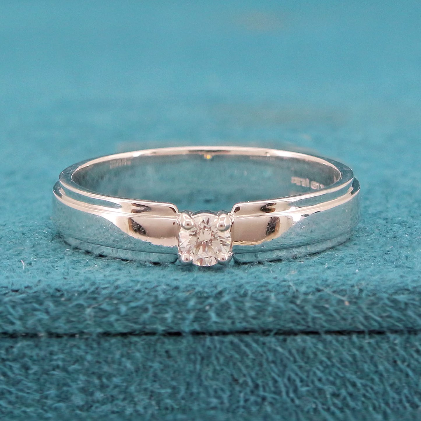 Zephyra Solitaire Diamond Ring