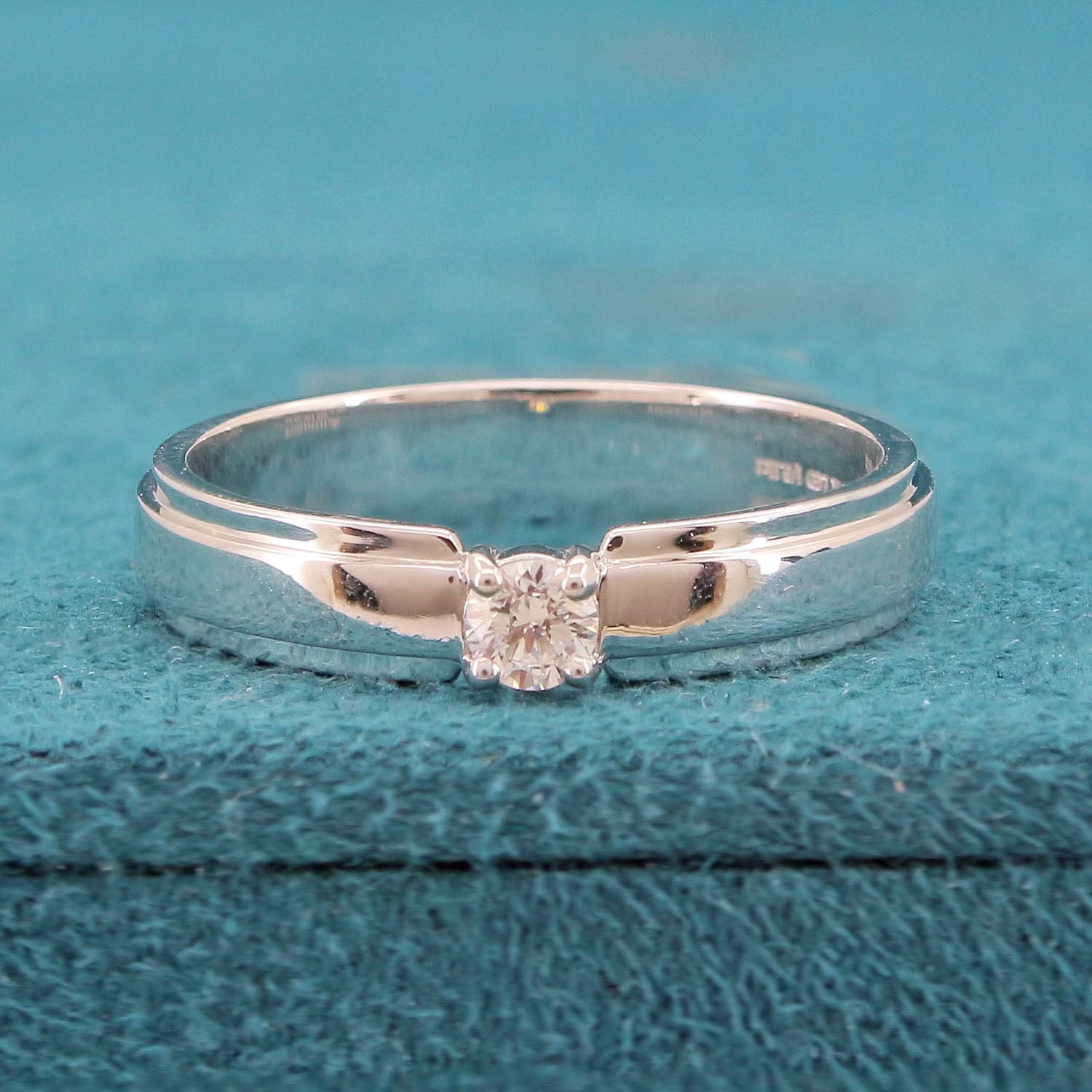 Zephyra Solitaire Diamond Ring