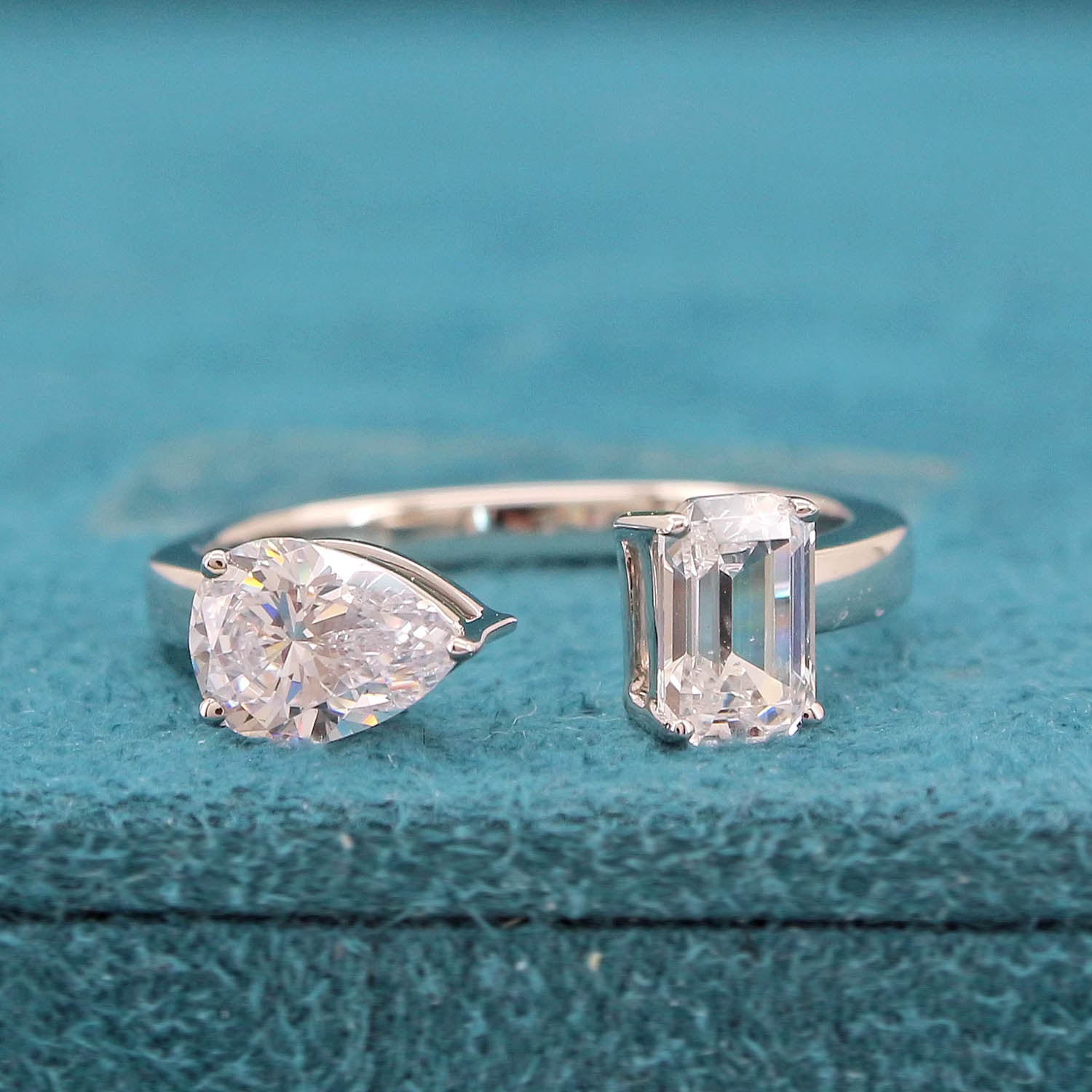 Elsyn Diamond Ring