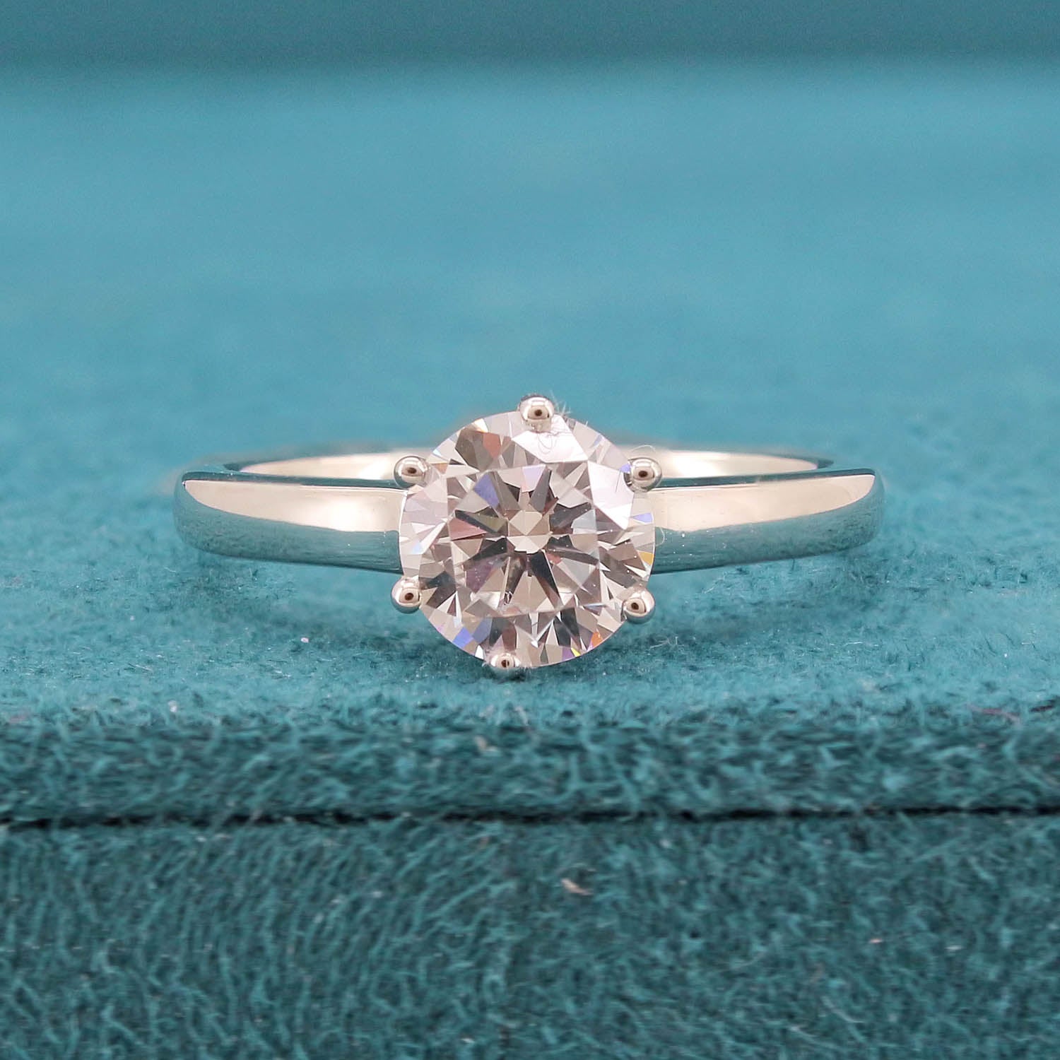 Senra Diamond Ring