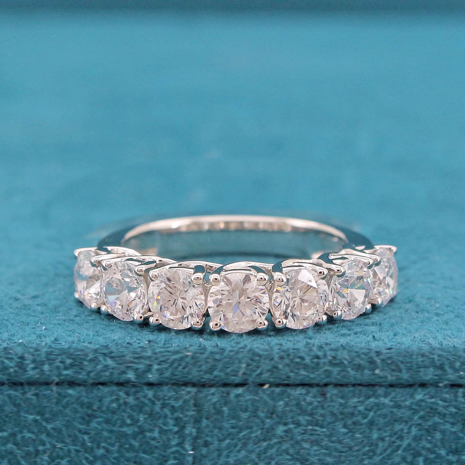 Islen Diamond Ring