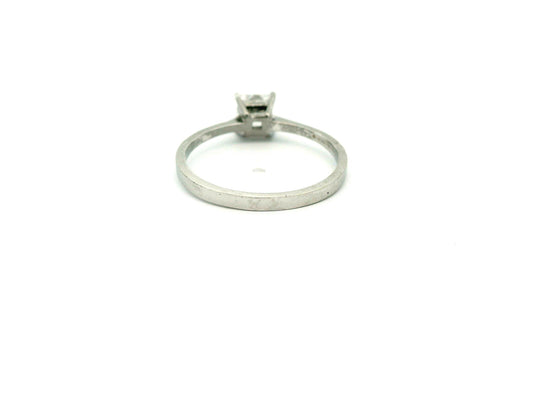 Nysa Solitaire Diamond Ring