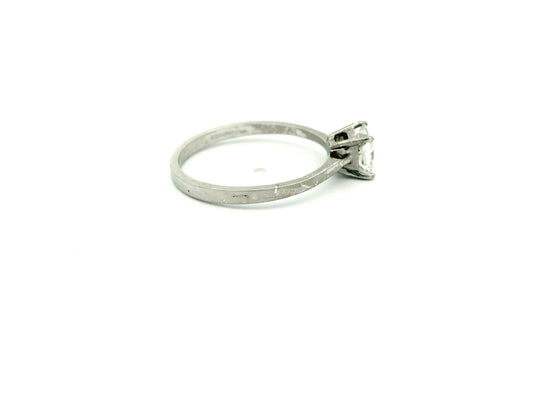 Nysa Solitaire Diamond Ring