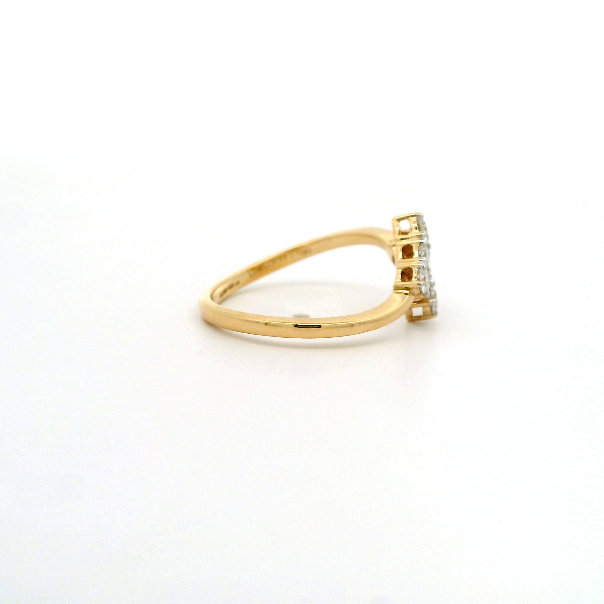 Mireya Scatter Diamond Ring