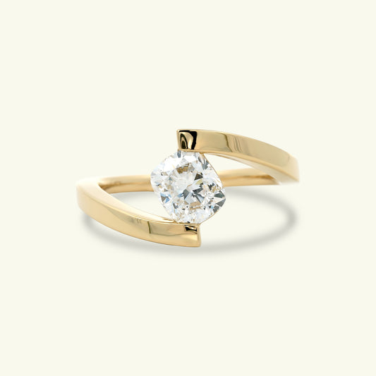 Selith Solitaire Diamond Engagement Ring