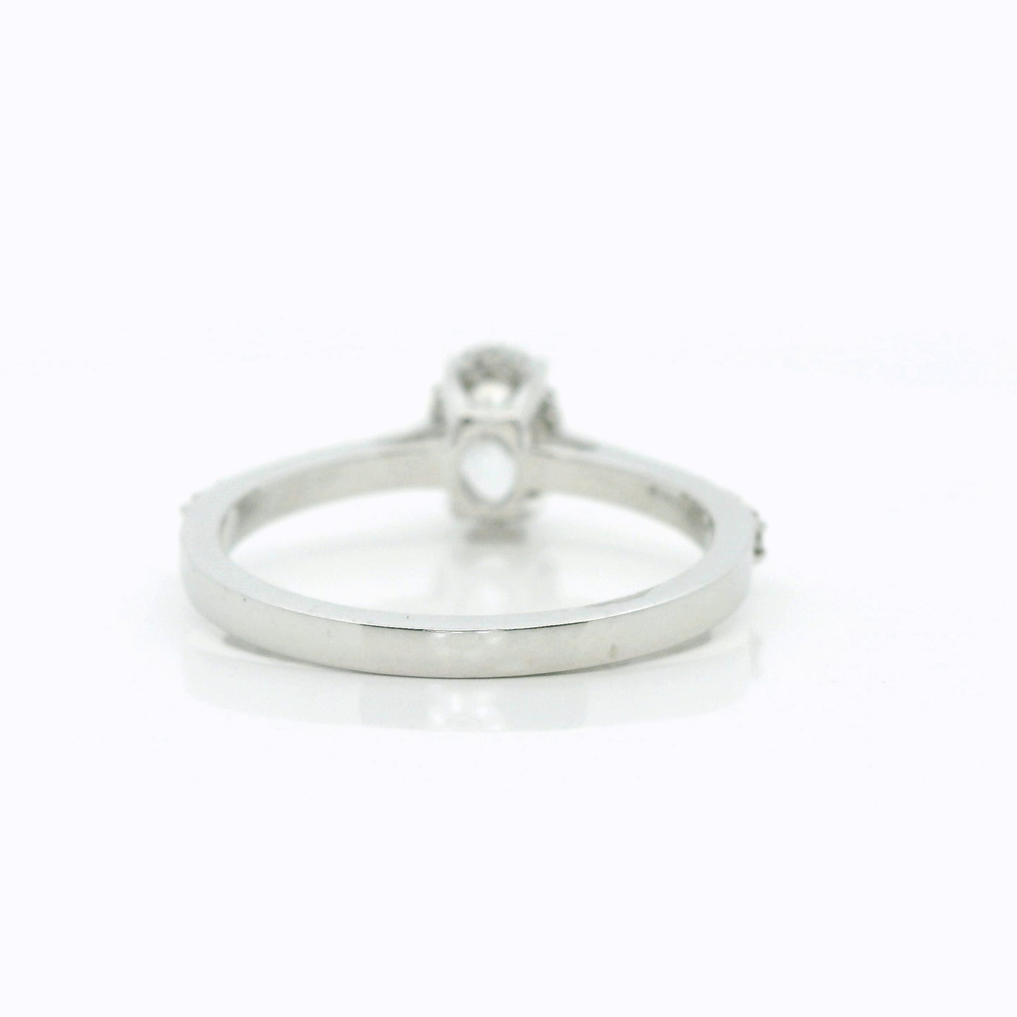 Aryel Halo Diamond Engagement Ring