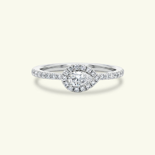 Yunira Halo Diamond Engagement Ring