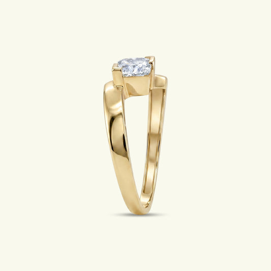 Ezmera Solitaire Diamond Engagement Ring
