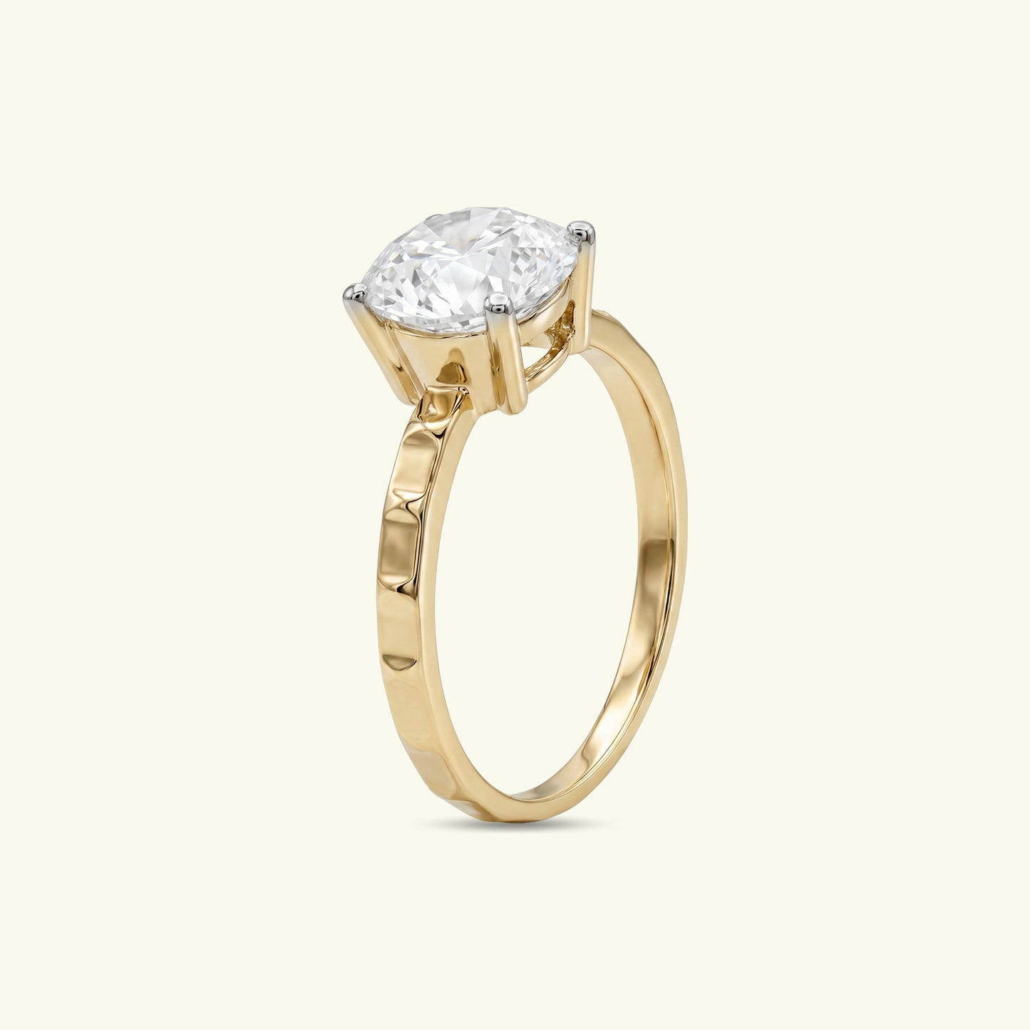 Maelis Solitaire Diamond Engagement Ring